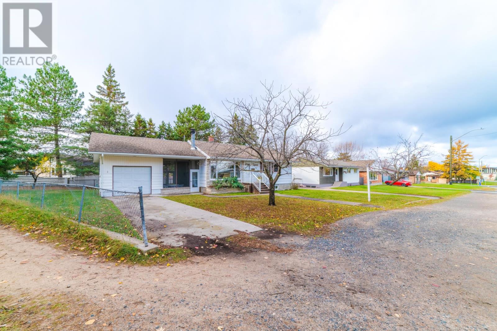 8 Seegmiller Avenue, Kenora, Ontario  P9N 3M9 - Photo 3 - TB253294
