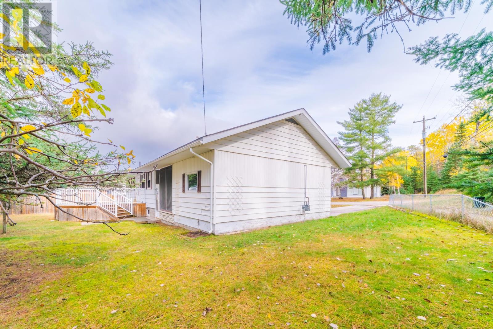 8 Seegmiller Avenue, Kenora, Ontario  P9N 3M9 - Photo 8 - TB253294