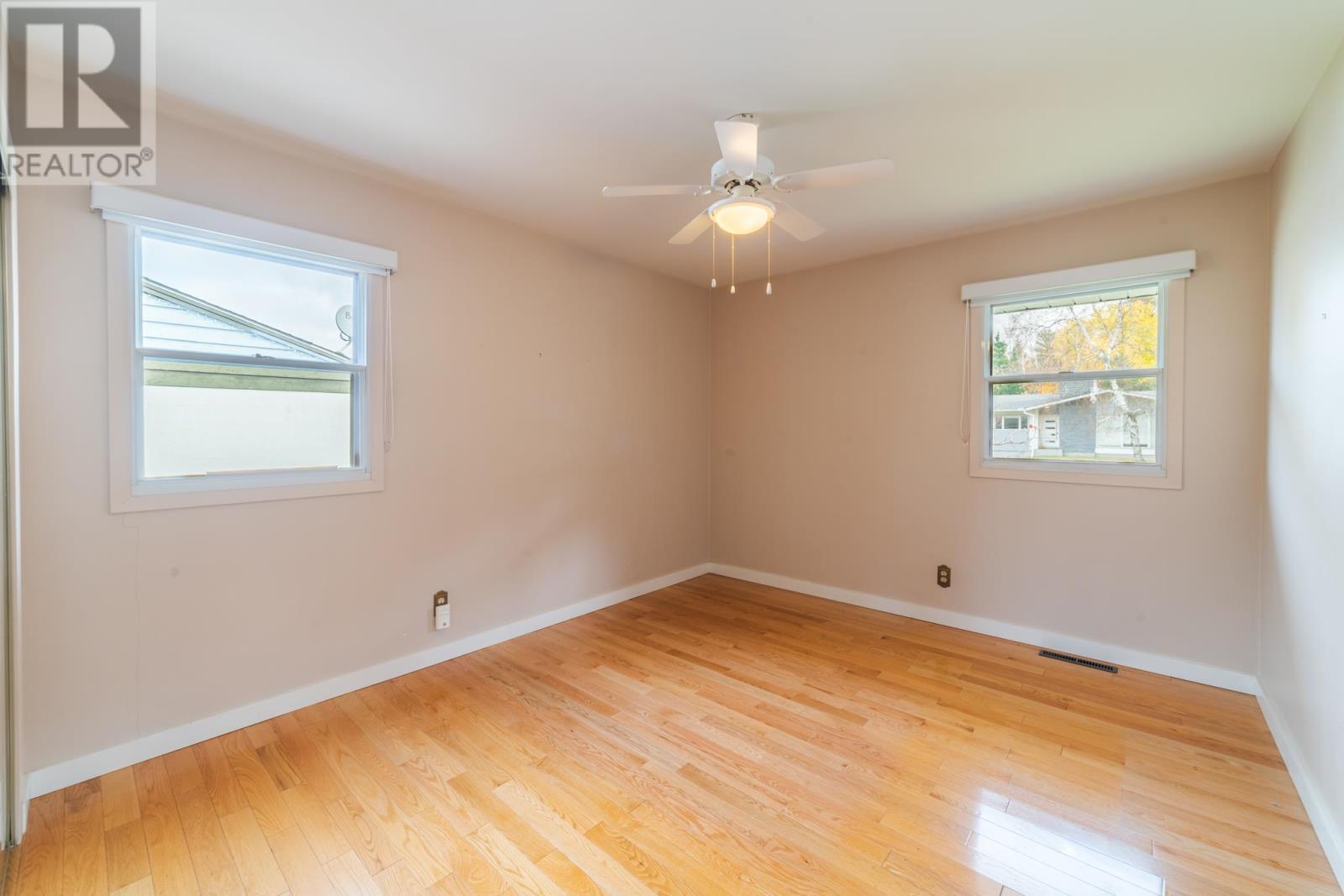 8 Seegmiller Avenue, Kenora, Ontario  P9N 3M9 - Photo 23 - TB253294