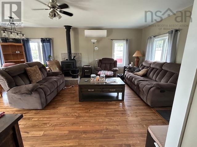 739 Feltzen South Road, Feltzen South, Nova Scotia  B0J 2X0 - Photo 12 - 202521384