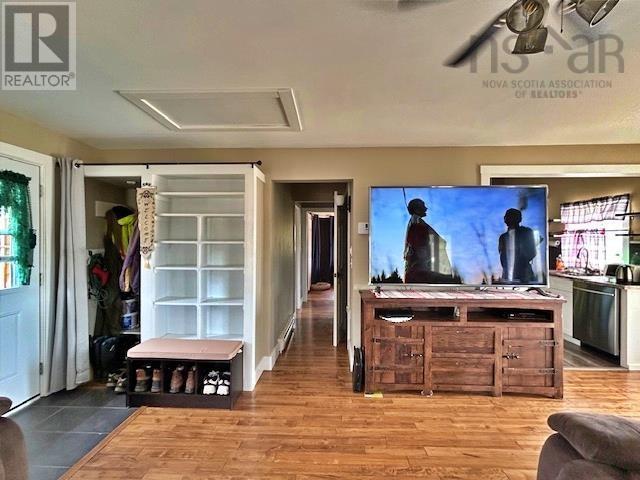 739 Feltzen South Road, Feltzen South, Nova Scotia  B0J 2X0 - Photo 10 - 202521384