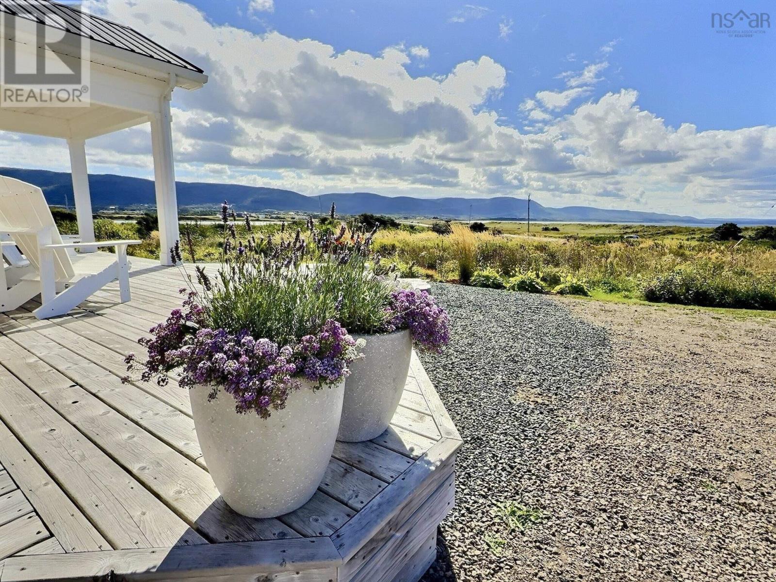 382 Cheticamp Island Road, Chéticamp Island, Nova Scotia  B0E 1H0 - Photo 4 - 202523282