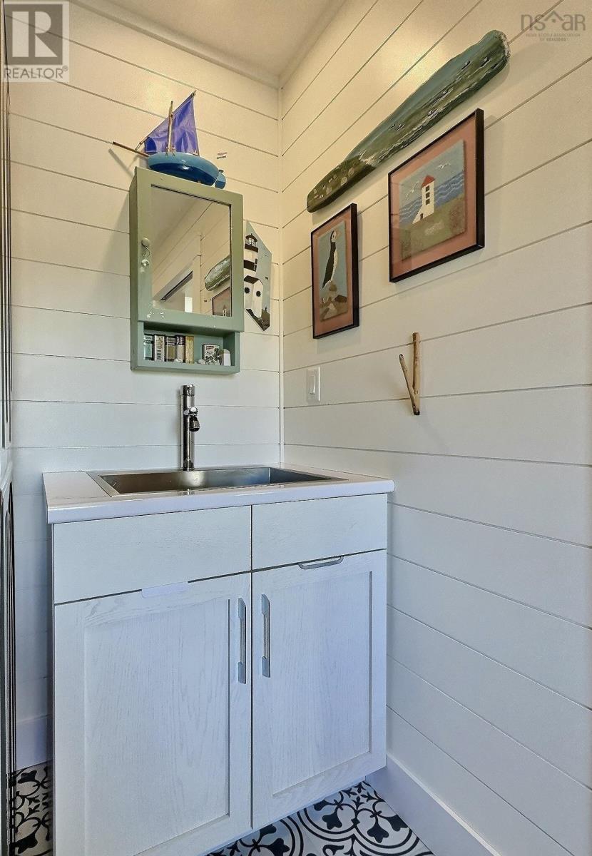 382 Cheticamp Island Road, Chéticamp Island, Nova Scotia  B0E 1H0 - Photo 12 - 202523282