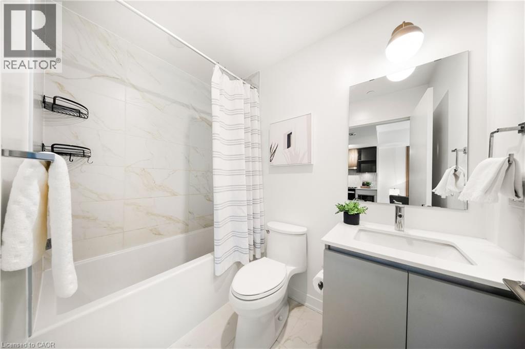 405 Dundas Street W Unit# 813, Oakville, Ontario  L6M 4P9 - Photo 18 - 40776815