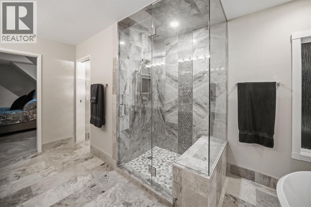 42 Woodhaven Crescent Sw, Calgary, Alberta  T2W 5S3 - Photo 26 - A2243978