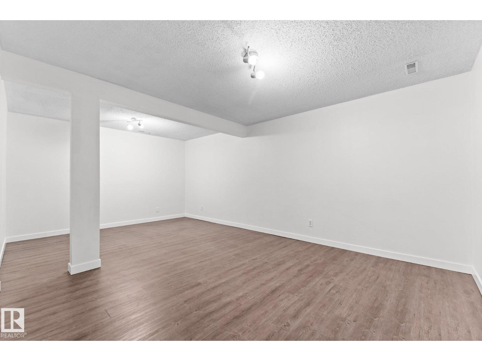 40 Hughes Rd Nw, Edmonton, Alberta  T5A 4E2 - Photo 39 - E4463396