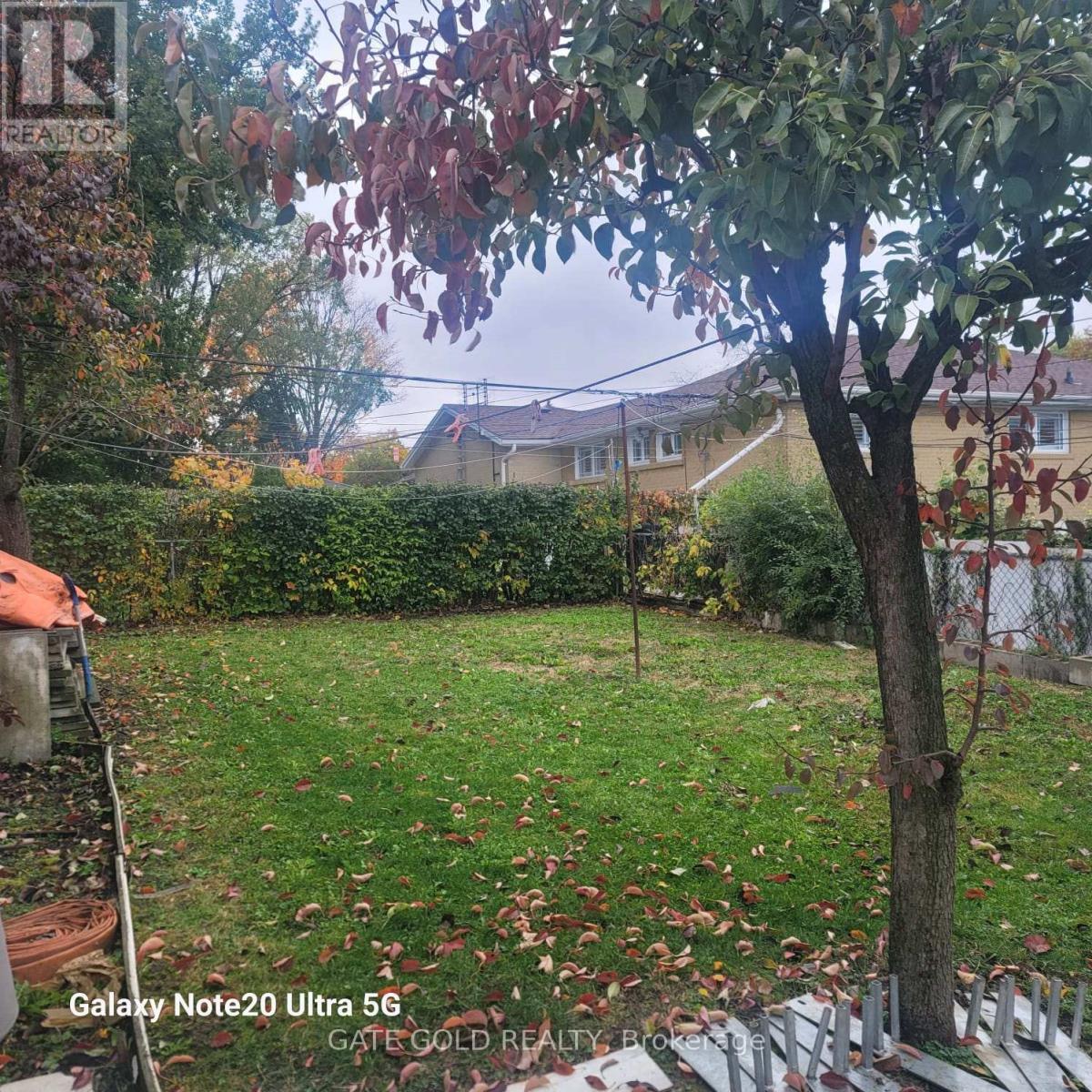 30 Benstrow Avenue, Toronto, Ontario  M9V 2Z8 - Photo 17 - W12496976