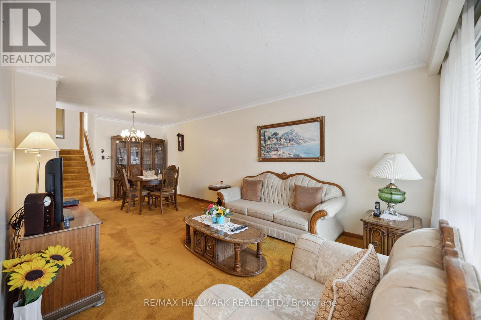 23 Lockington Court, Toronto, Ontario  M9M 2C4 - Photo 14 - W12496988