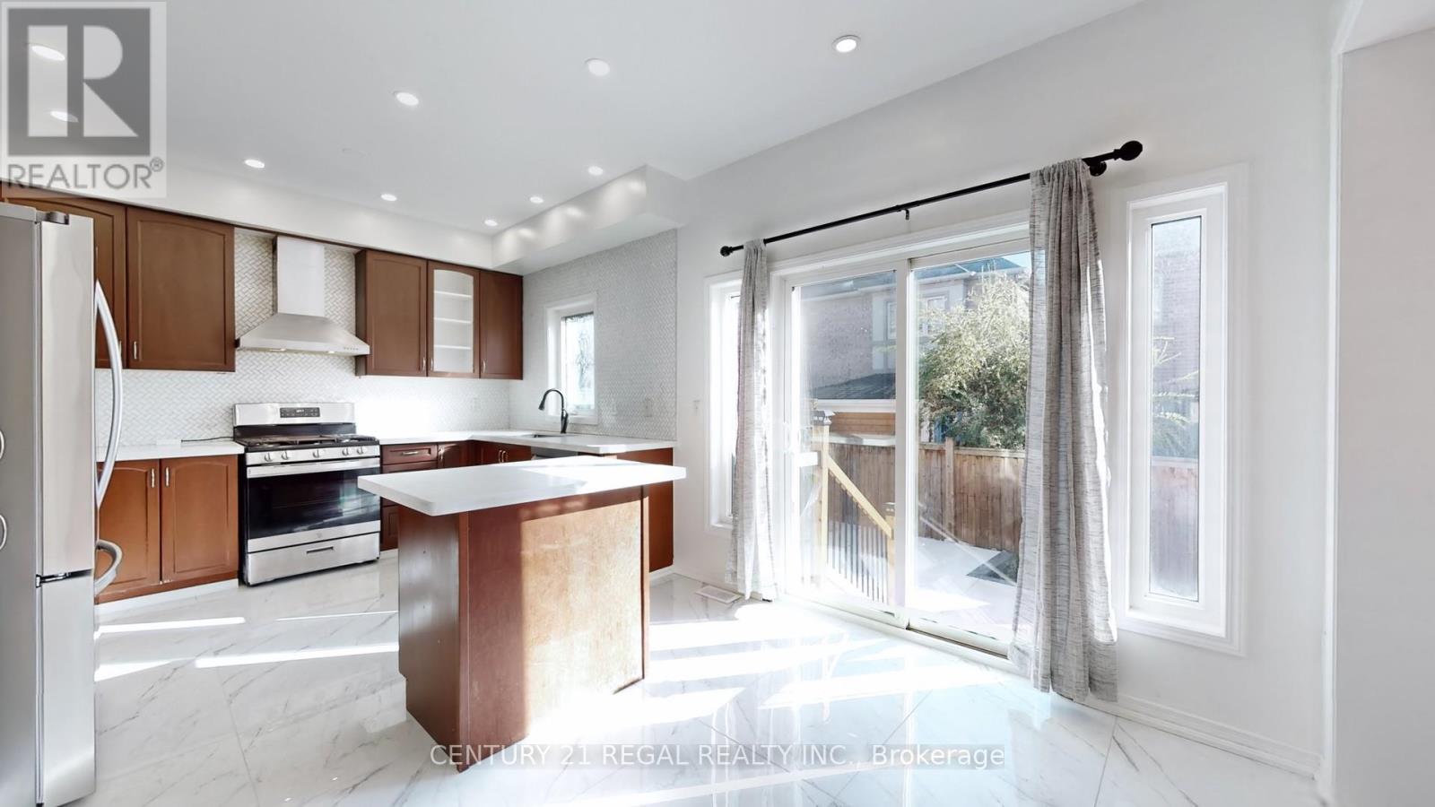 4274 Vivaldi Road, Burlington, Ontario  L7M 0N5 - Photo 11 - W12497030