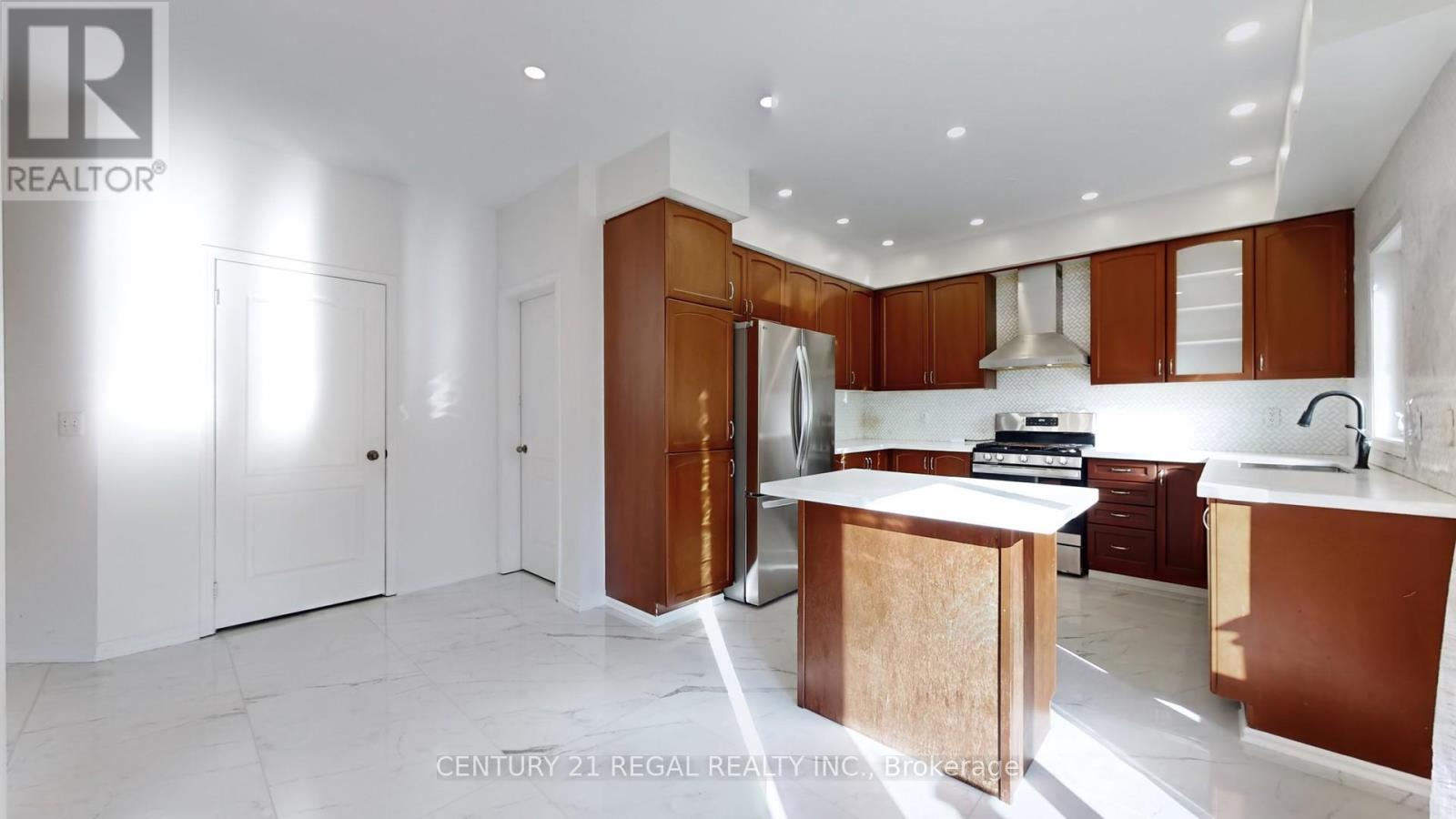 4274 Vivaldi Road, Burlington, Ontario  L7M 0N5 - Photo 12 - W12497030