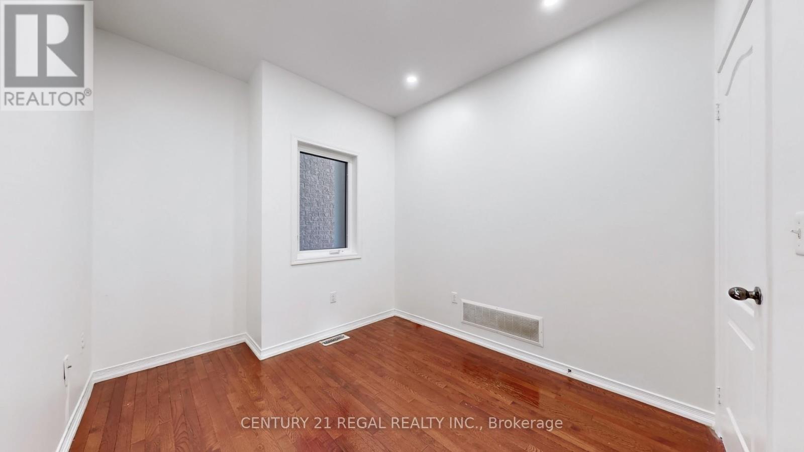 4274 Vivaldi Road, Burlington, Ontario  L7M 0N5 - Photo 17 - W12497030