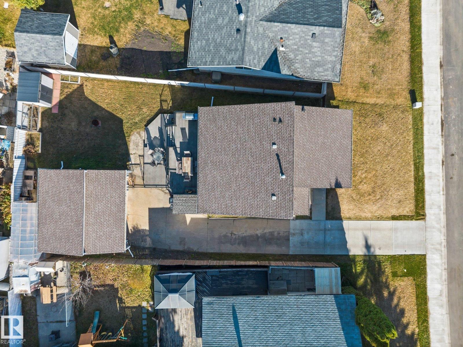 40 Hughes Rd Nw, Edmonton, Alberta  T5A 4E2 - Photo 2 - E4463396