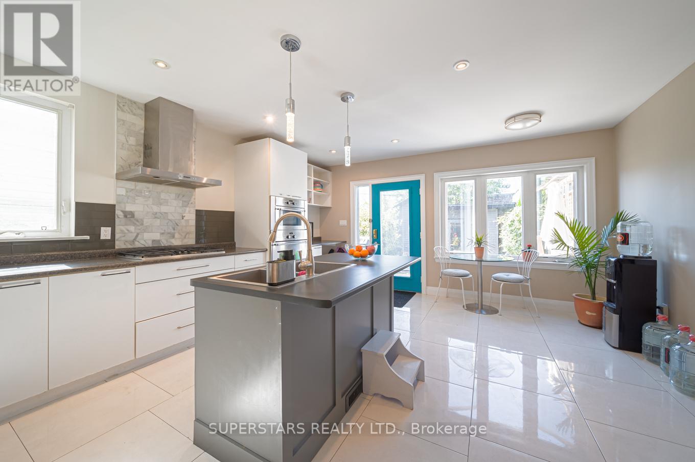 258 Weston Road, Toronto, Ontario  M6N 3P5 - Photo 1 - W12497096