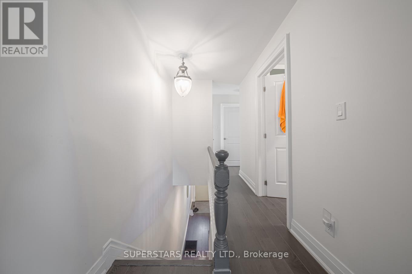 258 Weston Road, Toronto, Ontario  M6N 3P5 - Photo 11 - W12497096