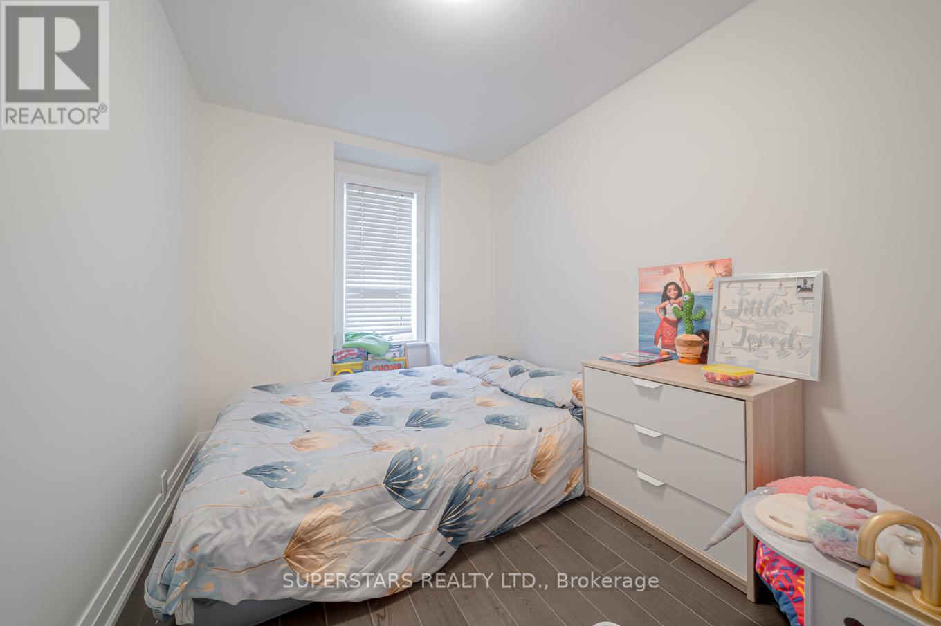 258 Weston Road, Toronto, Ontario  M6N 3P5 - Photo 17 - W12497096