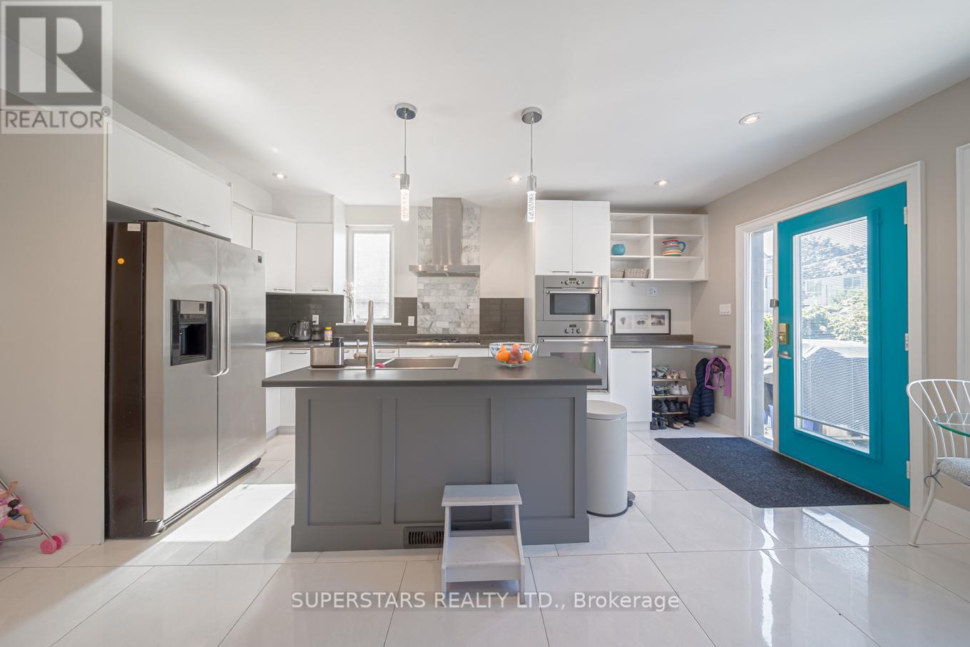 258 Weston Road, Toronto, Ontario  M6N 3P5 - Photo 2 - W12497096