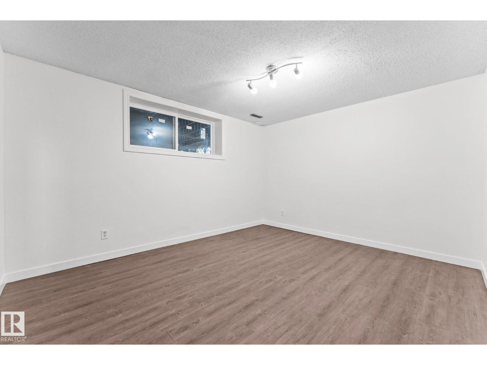 40 Hughes Rd Nw, Edmonton, Alberta  T5A 4E2 - Photo 35 - E4463396