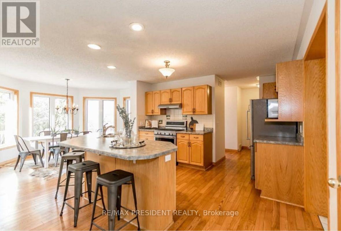 34 Mcfaul Street, Caledon, Ontario  L7K 0Z7 - Photo 12 - W12497148