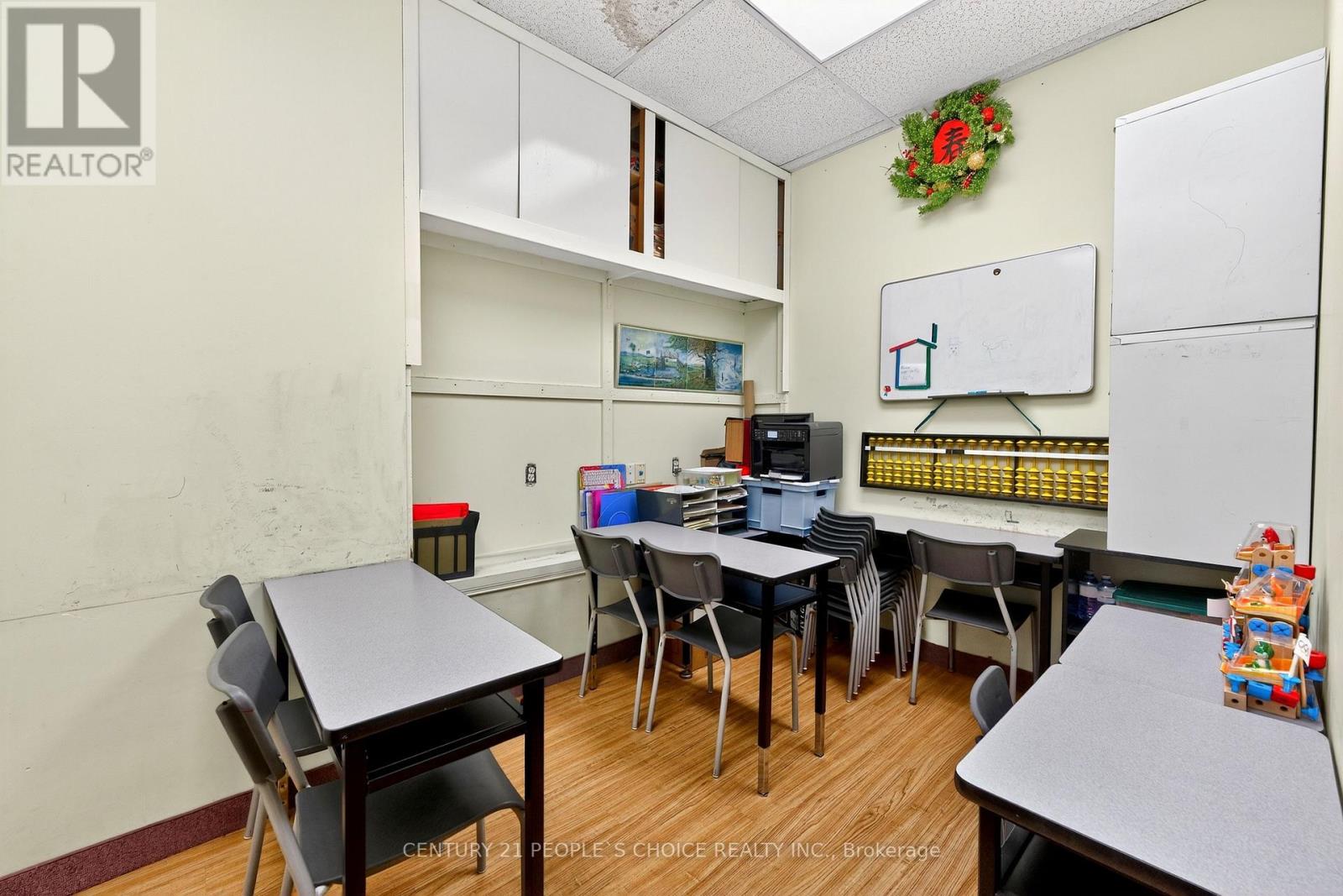 216 - 1550 S Gateway Road, Mississauga (Northeast), Ontario  L4W 5G6 - Photo 15 - W12497156