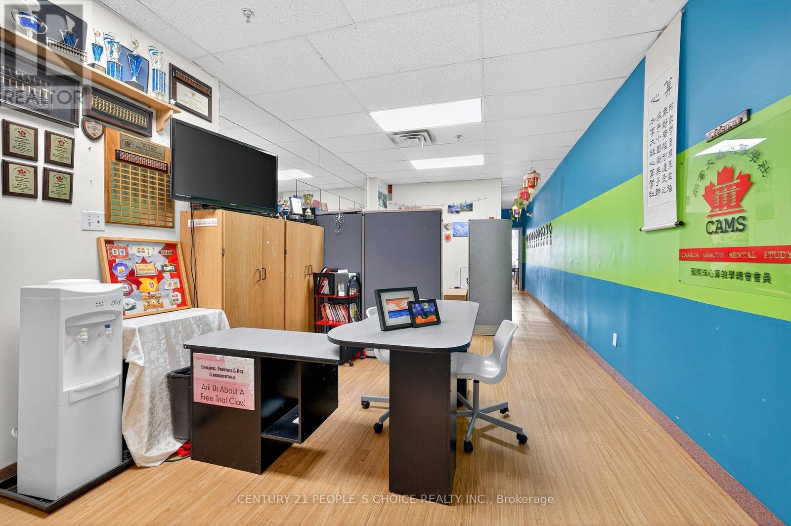 216 - 1550 S Gateway Road, Mississauga (Northeast), Ontario  L4W 5G6 - Photo 8 - W12497156