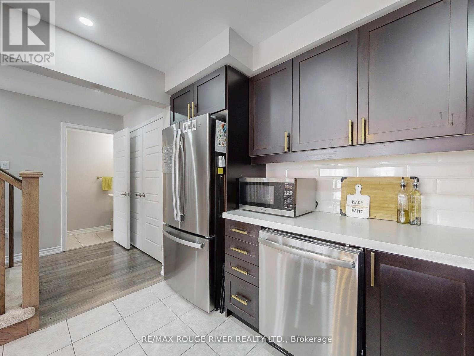 171 Lemieux Court, Milton, Ontario  L9E 1E9 - Photo 20 - W12497184