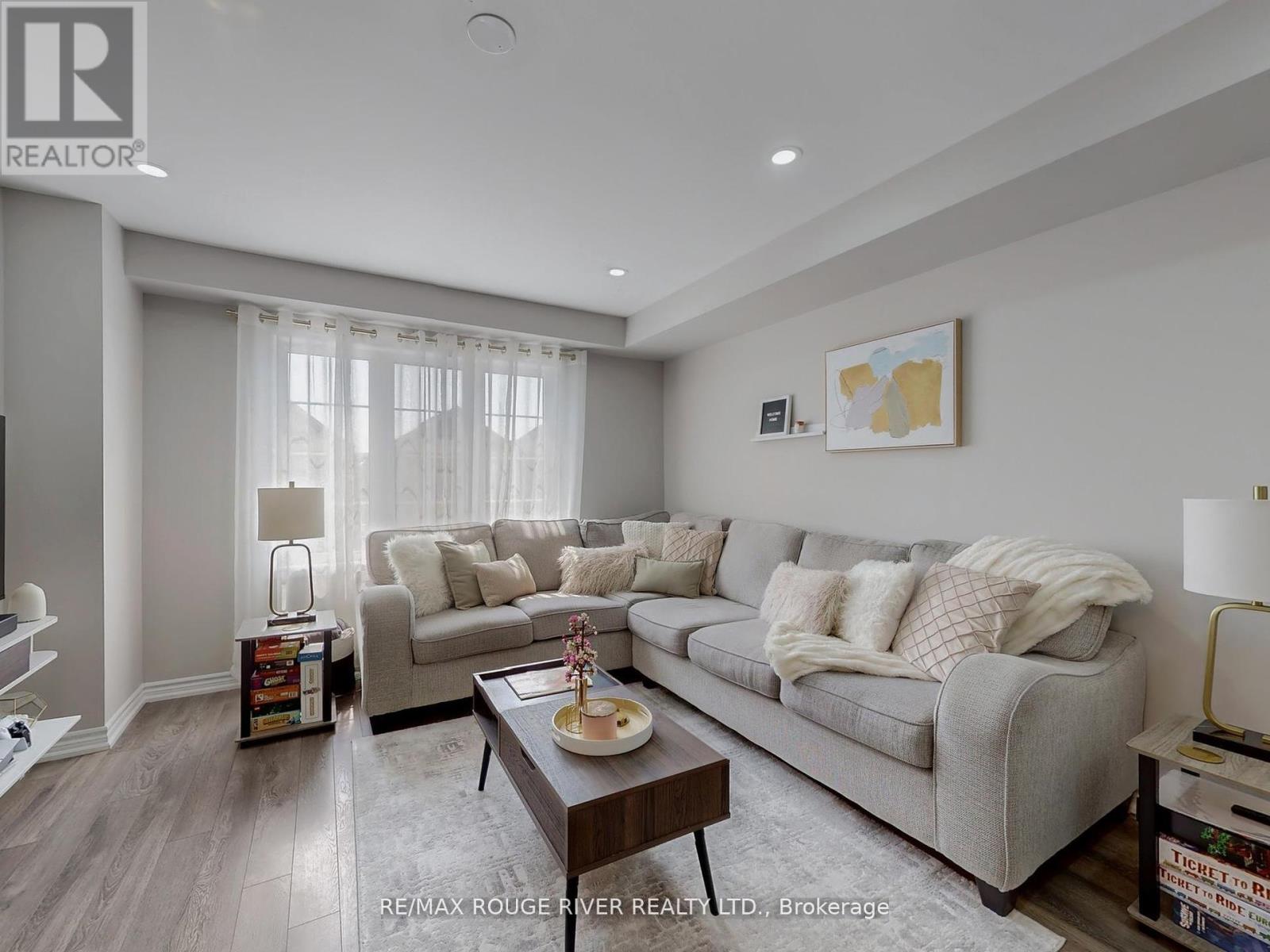 171 Lemieux Court, Milton, Ontario  L9E 1E9 - Photo 8 - W12497184