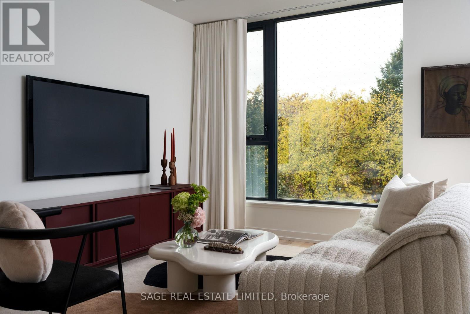 321 - 35 Wabash Avenue, Toronto, Ontario  M6R 0A9 - Photo 11 - W12497196