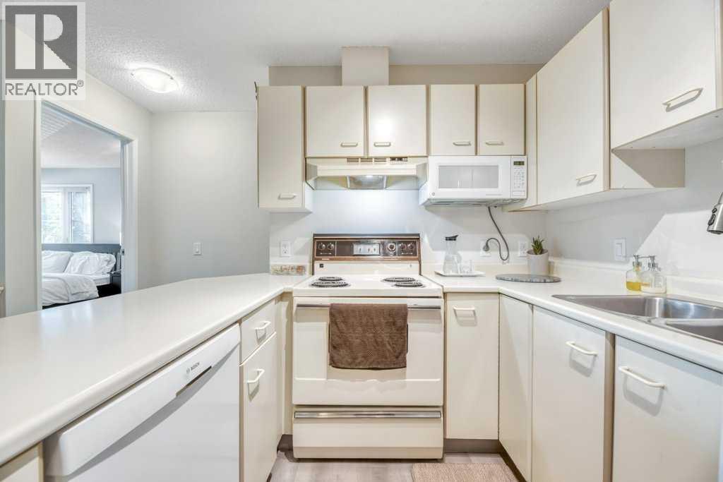 12, 3212 Edenwold Heights Nw, Calgary, Alberta  T3A 3Y8 - Photo 14 - A2247056