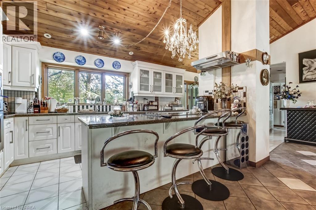 999 5 Concession W, Flamborough, Ontario  L9H 5E2 - Photo 20 - 40778644