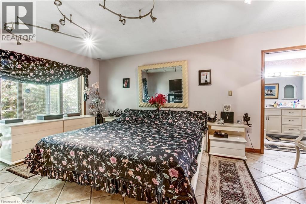 999 5 Concession W, Flamborough, Ontario  L9H 5E2 - Photo 27 - 40778644