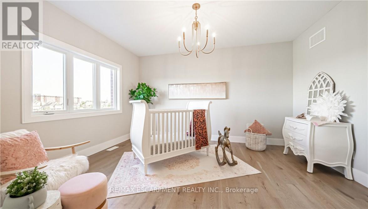 451 Masters Drive, Woodstock, Ontario  N4T 0L2 - Photo 14 - X12497004