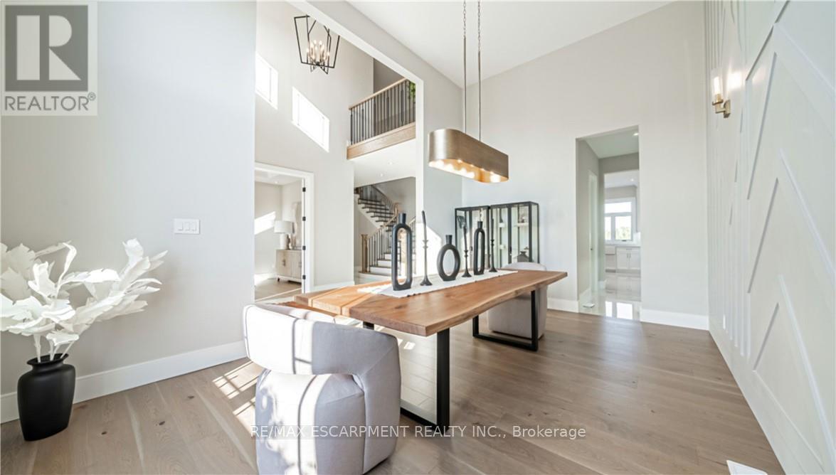 451 Masters Drive, Woodstock, Ontario  N4T 0L2 - Photo 5 - X12497004