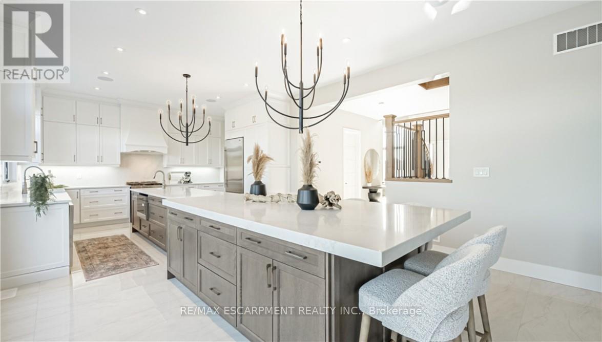 451 Masters Drive, Woodstock, Ontario  N4T 0L2 - Photo 6 - X12497004