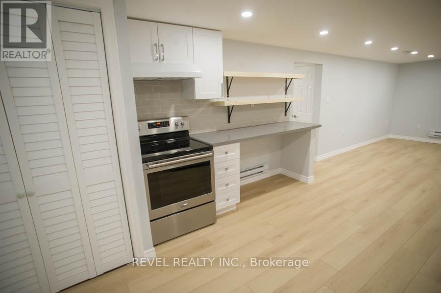 415 Chatham Street, Brantford, Ontario  N3S 4J4 - Photo 21 - X12497112