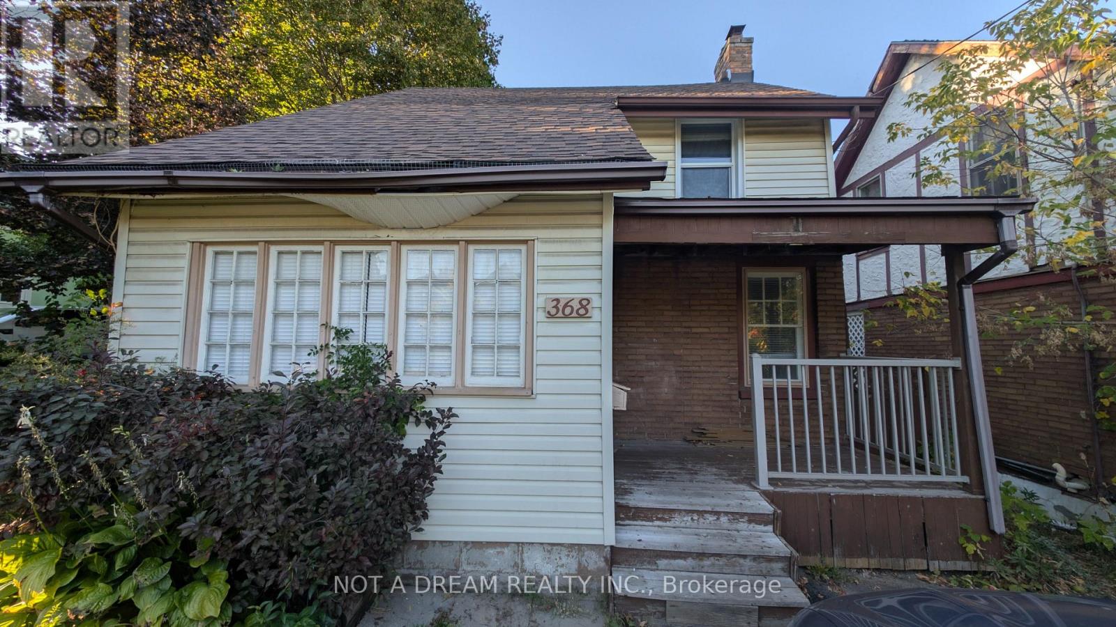 368 Victoria Street S, Kitchener, Ontario  N2M 3A5 - Photo 3 - X12497154