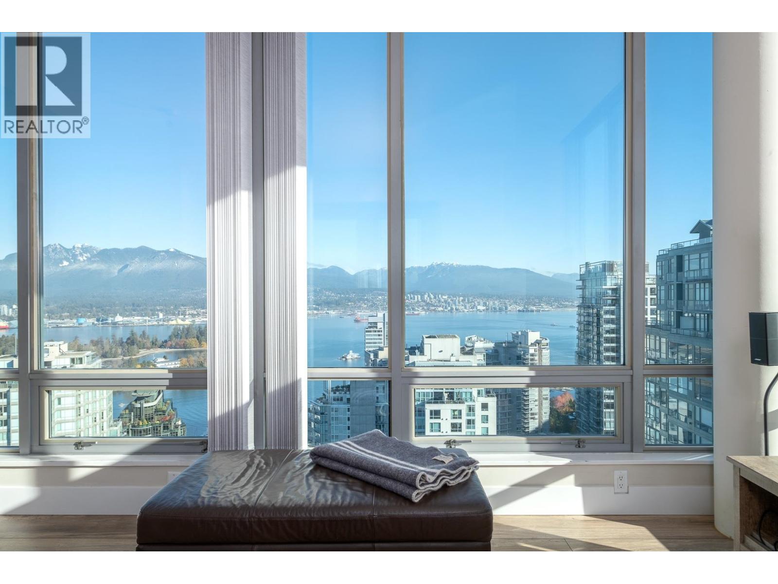 Ph2 1288 W Georgia Street, Vancouver, British Columbia  V6E 4R3 - Photo 5 - R3063621