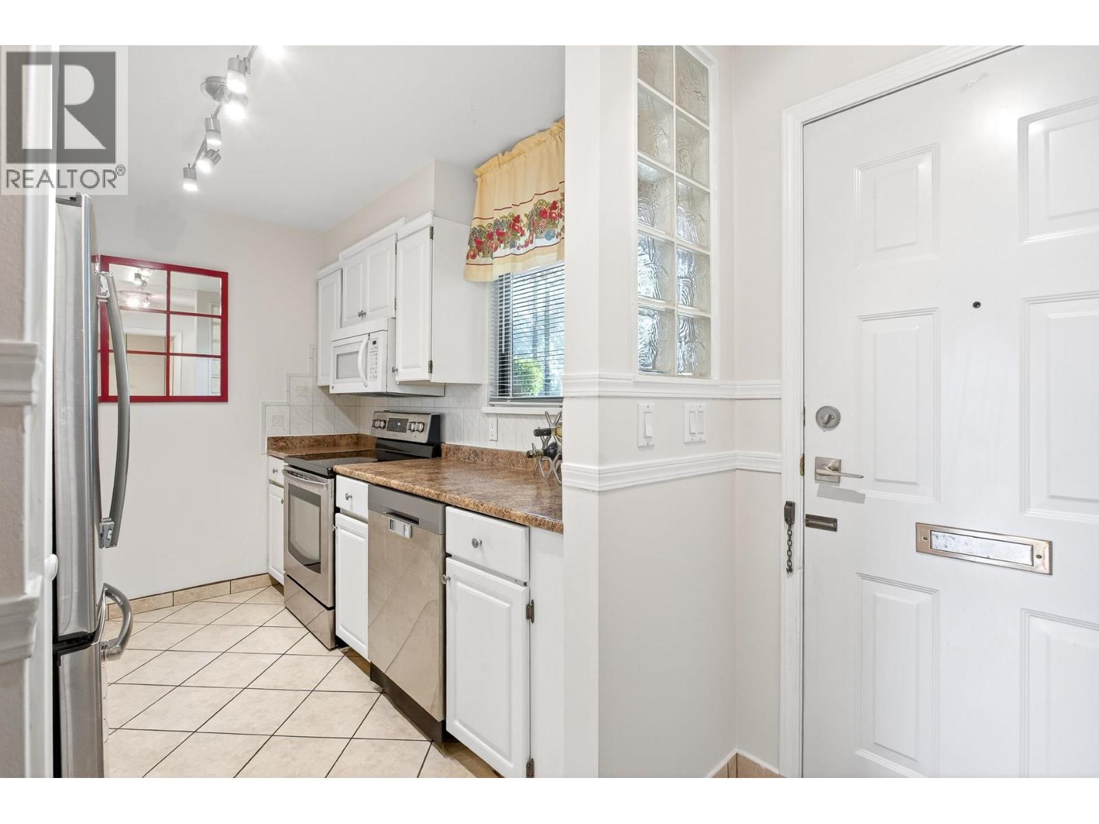 942 Blackstock Road, Port Moody, British Columbia  V3H 3S2 - Photo 12 - R3063631