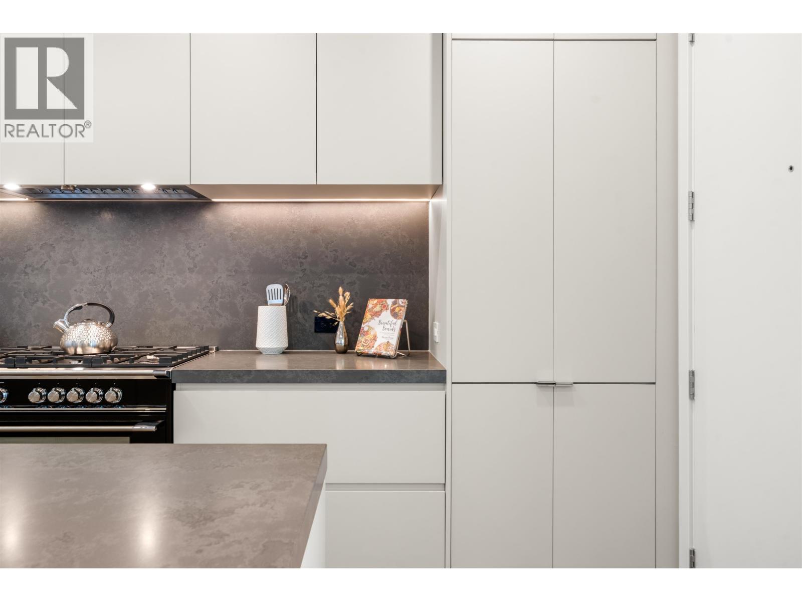 1 620 E 46th Avenue, Vancouver, British Columbia  V5W 2A3 - Photo 8 - R3063646