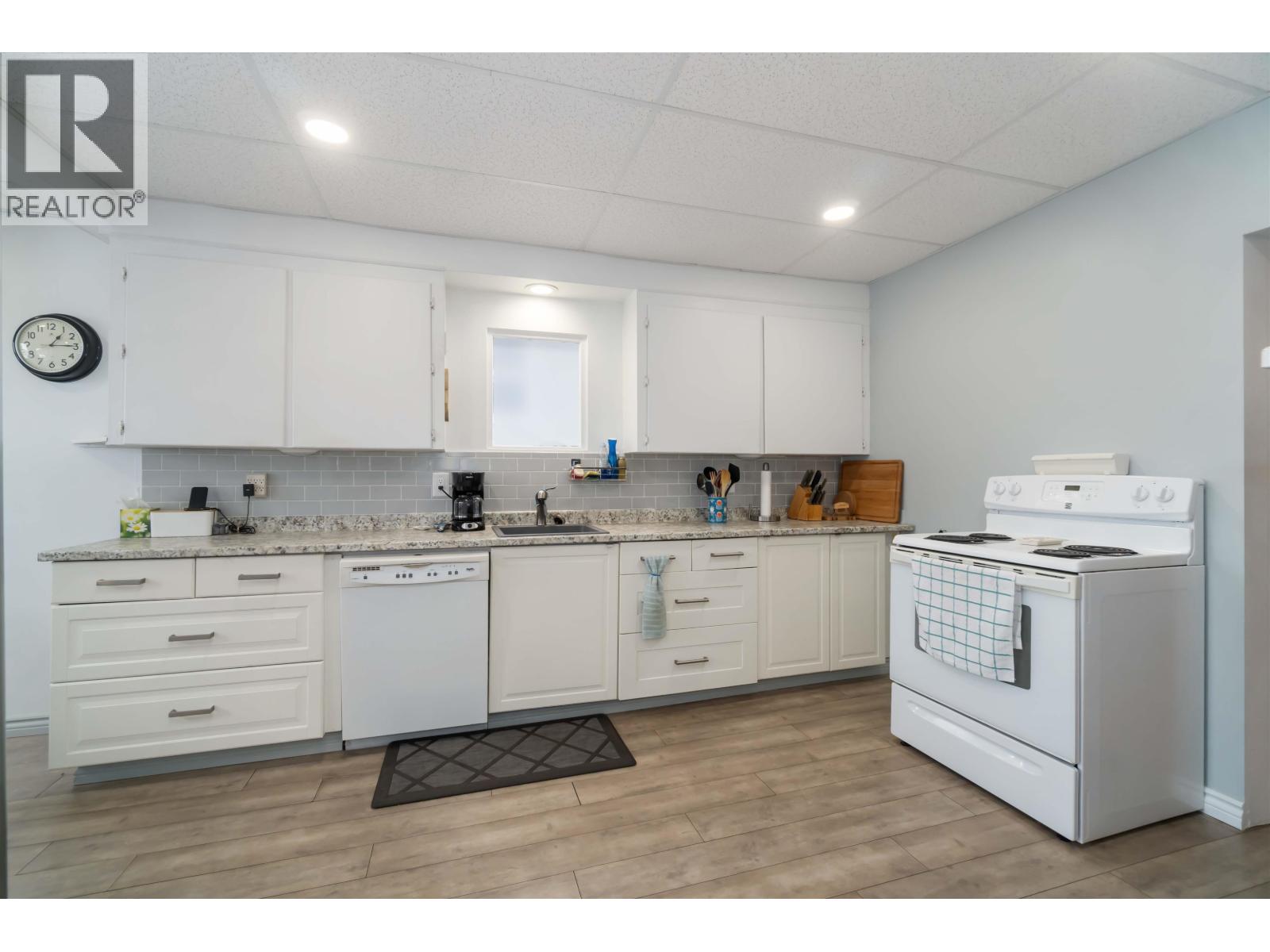 2235 East 52nd Avenue, Vancouver, British Columbia  V5P 1X2 - Photo 9 - R3063623