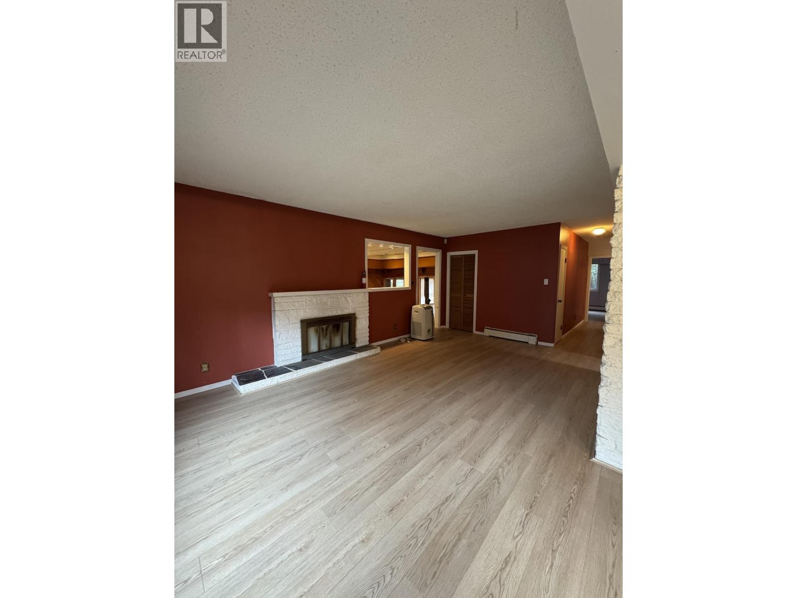 23979 Fern Crescent, Maple Ridge, British Columbia  V4R 2R7 - Photo 9 - R3063639