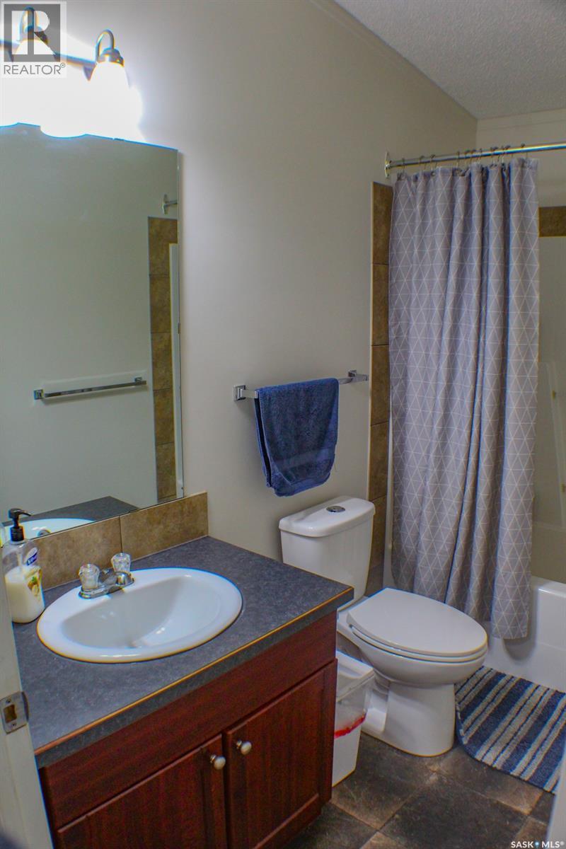 206 Elizabeth Street, Melfort, Saskatchewan  S0E 1A0 - Photo 20 - SK022084