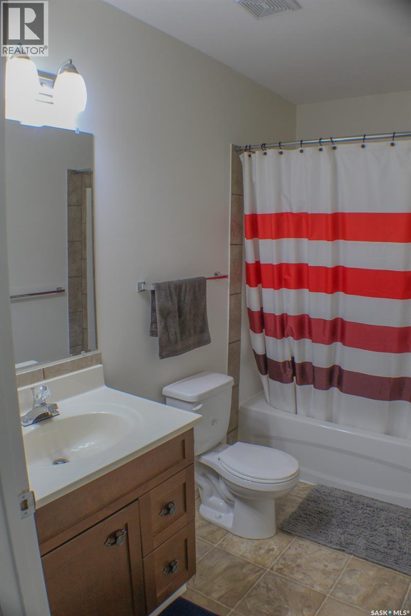 206 Elizabeth Street, Melfort, Saskatchewan  S0E 1A0 - Photo 26 - SK022084