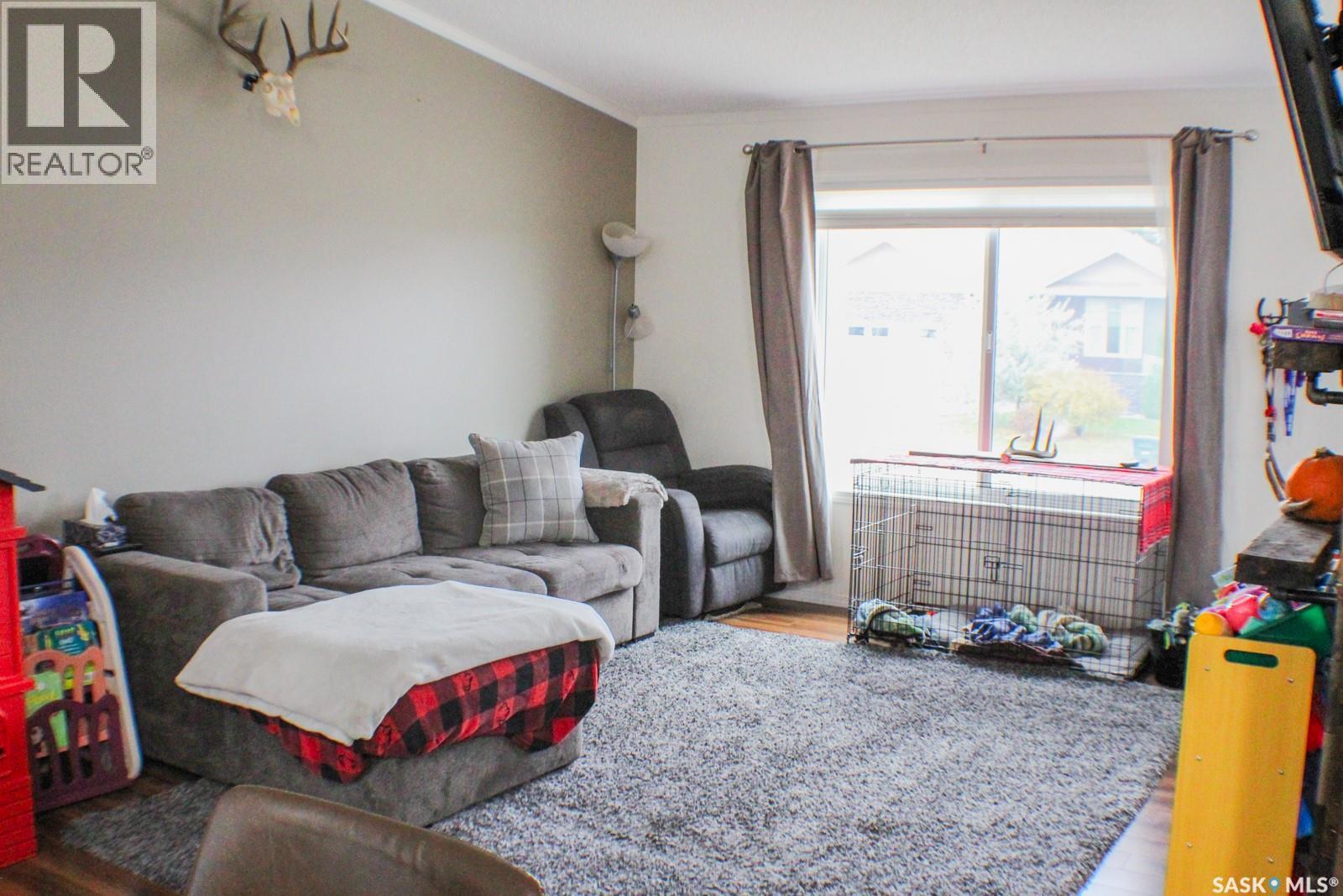 206 Elizabeth Street, Melfort, Saskatchewan  S0E 1A0 - Photo 6 - SK022084