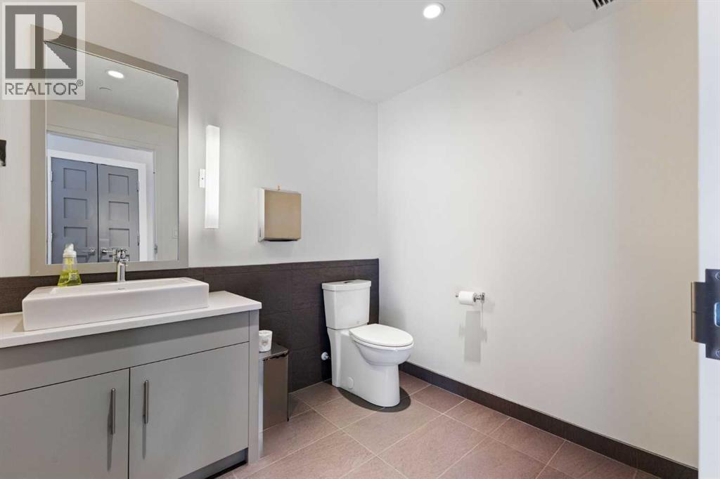 102, 101a Stewart Creek Rise, Canmore, Alberta  T1W 0K2 - Photo 37 - A2214279