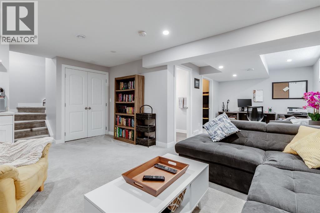 212 Luxstone Place Sw, Airdrie, Alberta  T4B 3C1 - Photo 21 - A2264979