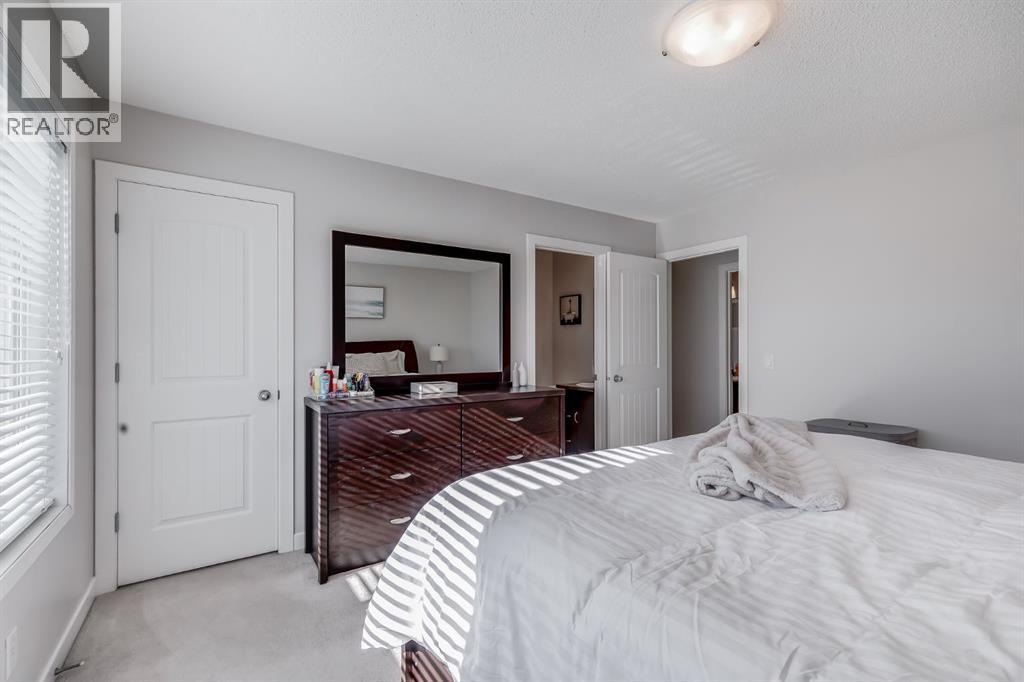 212 Luxstone Place Sw, Airdrie, Alberta  T4B 3C1 - Photo 12 - A2264979