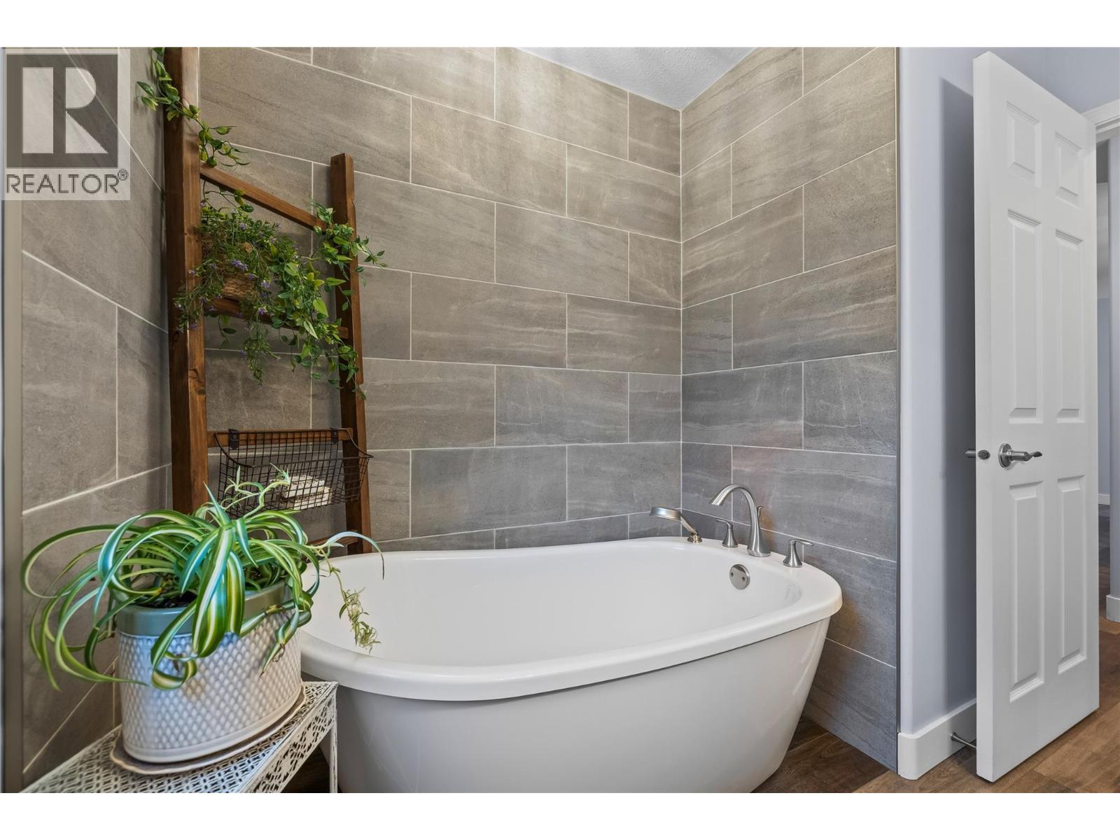 2205 Shannon Woods Place, West Kelowna, British Columbia  V4T 2L9 - Photo 22 - 10366884