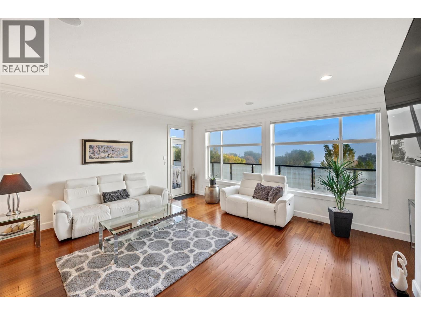 4214 Golf Course Drive, Osoyoos, British Columbia  V0H 1V4 - Photo 15 - 10367075