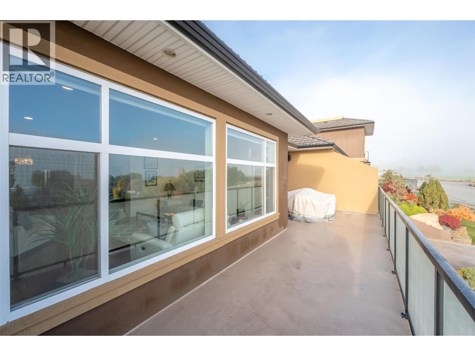 4214 Golf Course Drive, Osoyoos, British Columbia  V0H 1V4 - Photo 37 - 10367075