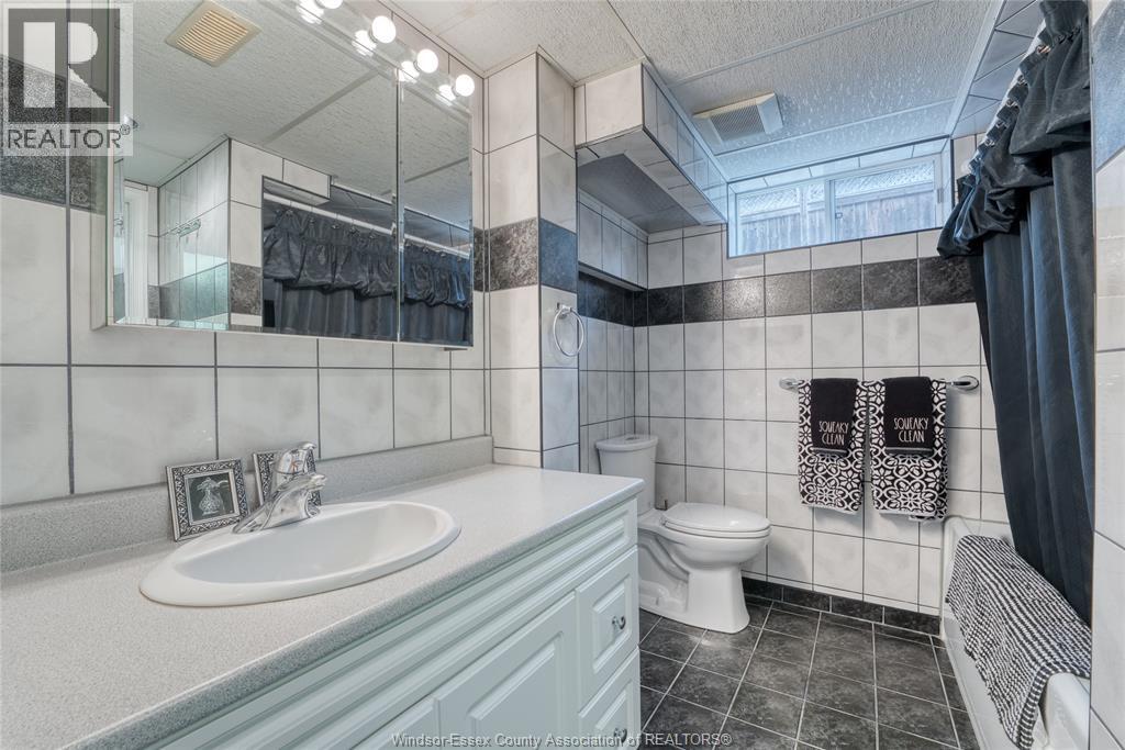 1260 Laurendeau, Windsor, Ontario  N8Y 4B5 - Photo 19 - 25027714